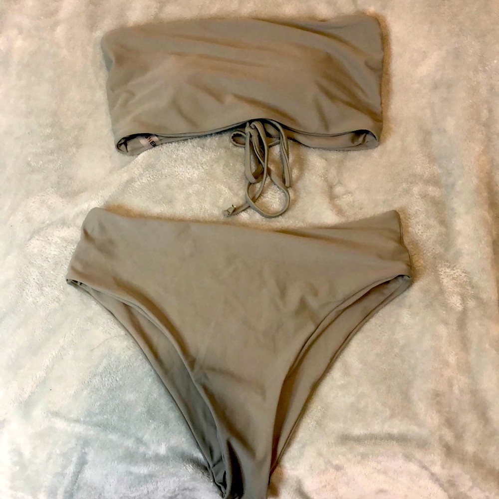 COPY - NWOT SHEIN Green Laceup back Strapless Bandeau Bikini